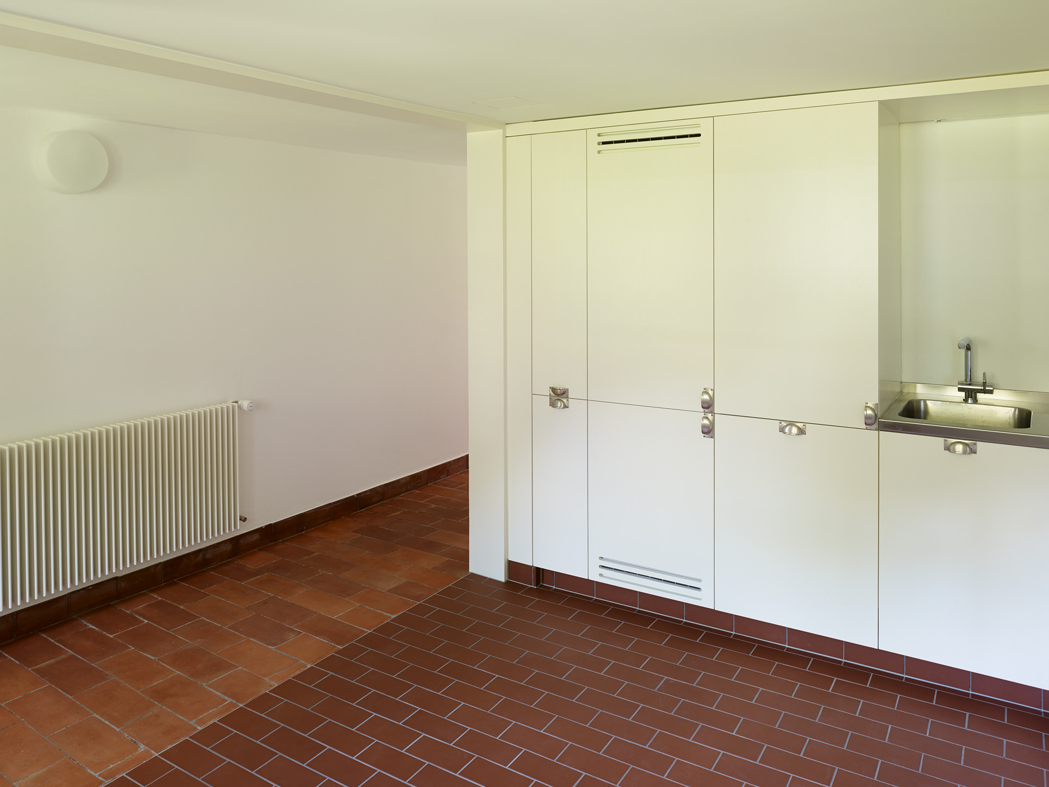 E14509 Alpa 045426 IPAD